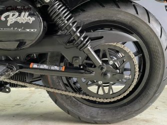 Hyosung GV300S màu xanh quân đội (7).jpg
