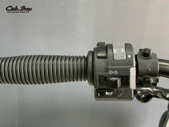 Hyosung GV300S màu xanh quân đội (8).jpg