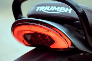 Triumph-Scrambler-400-X tại Việt Nam (2).jpg