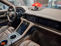 Porsche Việt Nam giới thiệu dòng xe Taycan thuần điện mới 2025 (24).jpg