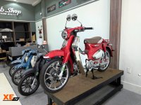 Lý do nên sở hữu ngay Honda Super Cub C125 Final Edition 2025 màu đỏ tráng gương - XEtv (5).jpg Lý do nên sở hữu ngay Honda Super Cub C125 Final Edition 2025 màu đỏ tráng gương - XEtv (5).jpg
