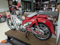 Lý do nên sở hữu ngay Honda Super Cub C125 Final Edition 2025 màu đỏ tráng gương - XEtv (44).jpg Lý do nên sở hữu ngay Honda Super Cub C125 Final Edition 2025 màu đỏ tráng gương - XEtv (44).jpg