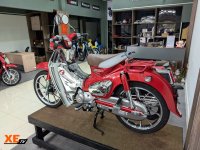 Lý do nên sở hữu ngay Honda Super Cub C125 Final Edition 2025 màu đỏ tráng gương - XEtv (46).jpg Lý do nên sở hữu ngay Honda Super Cub C125 Final Edition 2025 màu đỏ tráng gương - XEtv (46).jpg