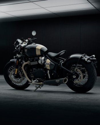 Triumph 2.jpg