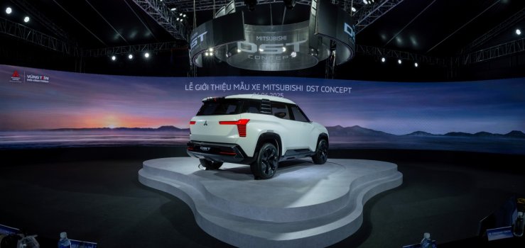 Mitsubishi DST Concept.jpg
