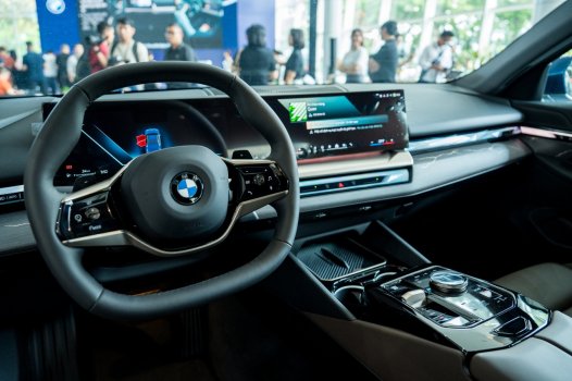 THACO AUTO ra mắt đồng thời BMW X3 và BMW 5 Series hoàn toàn mới (16).jpg