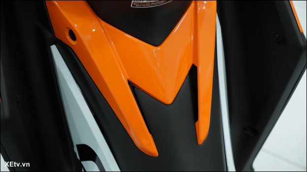 XEtv - Honda Dash 125 Repsol nhập khẩu Malaysia về Việt Nam được săn đón (15).JPG