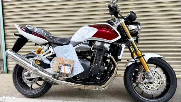 Honda CB1300SP Final edition 2025 về Việt Nam (3).jpg