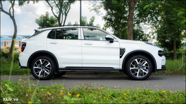 Lynk & Co 01 Hyper chính thức ra mắt Việt Nam. Giá 919 triệu đồng (8).jpg