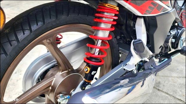 Honda Wave 125 2026 Phiên bản đặc biệt x Profender sắp về Việt Nam (2).jpg
