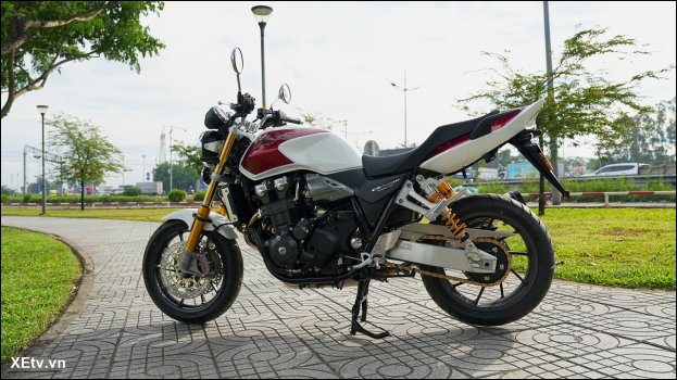 Chính thức Honda CB1300SF SP Final Edition dự án BIG-1 đã về đến Việt Nam (15).jpg