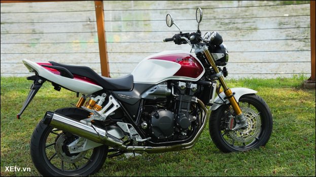 Chính thức Honda CB1300SF SP Final Edition dự án BIG-1 đã về đến Việt Nam (49).jpg