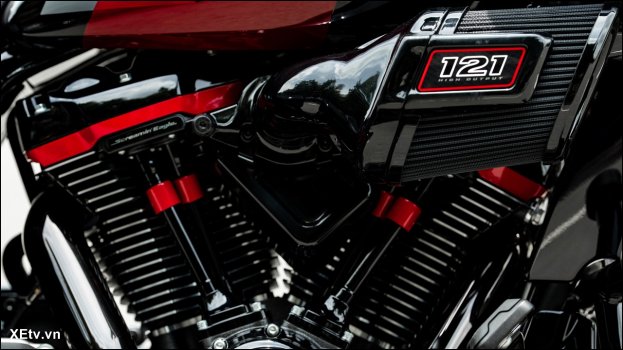 Harley-Davidson CVO Road Glide ST 2025 (14).jpg