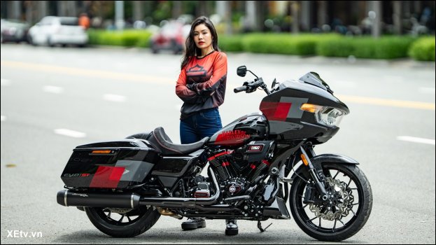 Harley-Davidson CVO Road Glide ST 2025 (27).jpg