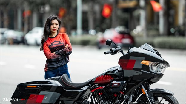 Harley-Davidson CVO Road Glide ST 2025 (28).jpg