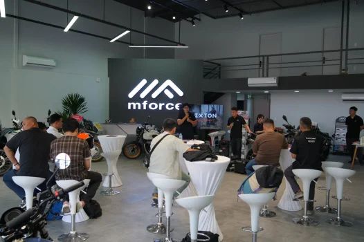 Cromwell 1200 X.webp