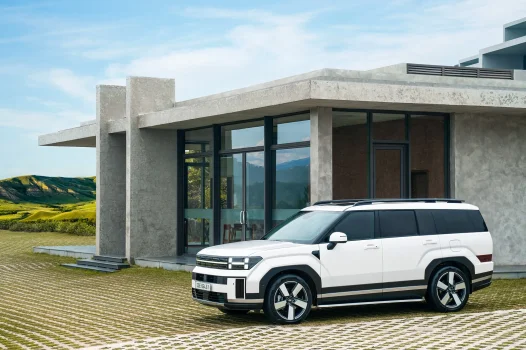 XEtv-Hyundai Santa Fe.webp