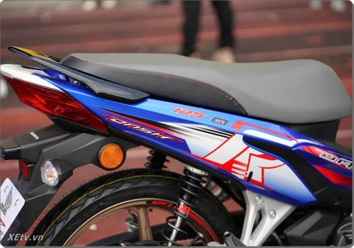 Thật tế Honda Dash 125 2026 nhập khẩu Malaysia chạy thử bởi những rider chuyên nghiệp (12).webp