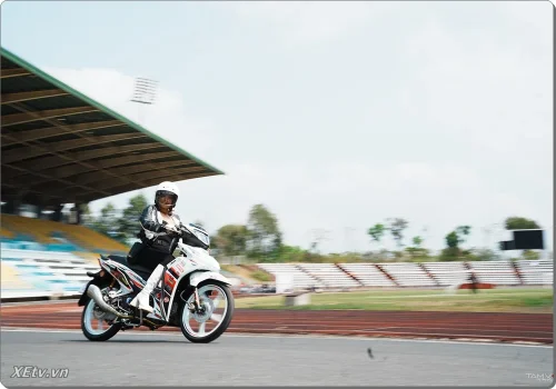 Thật tế Honda Dash 125 2026 nhập khẩu Malaysia chạy thử bởi những rider chuyên nghiệp (3).webp