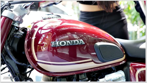 Chi tiết Honda CB350C Special Edition màu đỏ  (9).webp