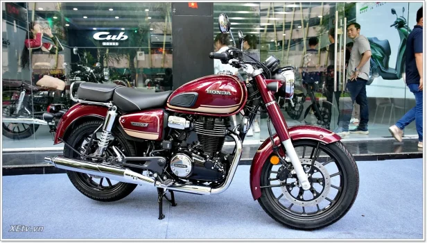 Chi tiết Honda CB350C Special Edition màu đỏ  (49).webp