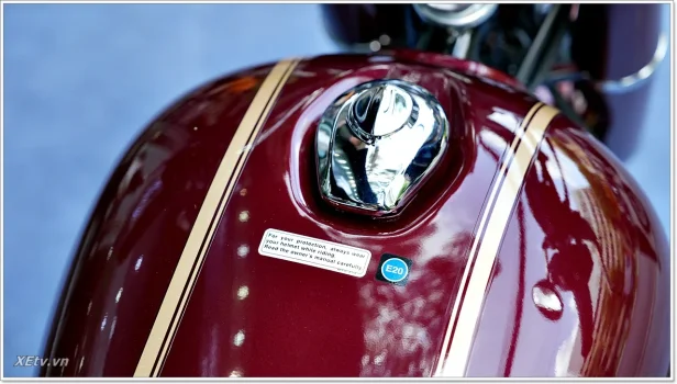 Chi tiết Honda CB350C Special Edition màu đỏ  (61).webp