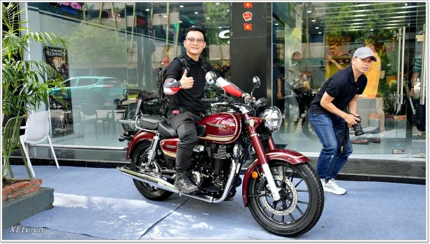 Chi tiết Honda CB350C Special Edition màu đỏ  (67).webp