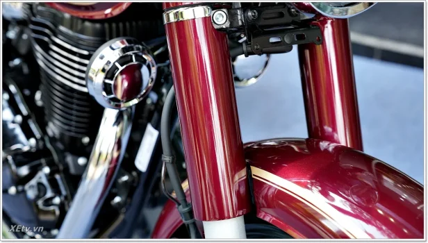Chi tiết Honda CB350C Special Edition màu đỏ  (69).webp