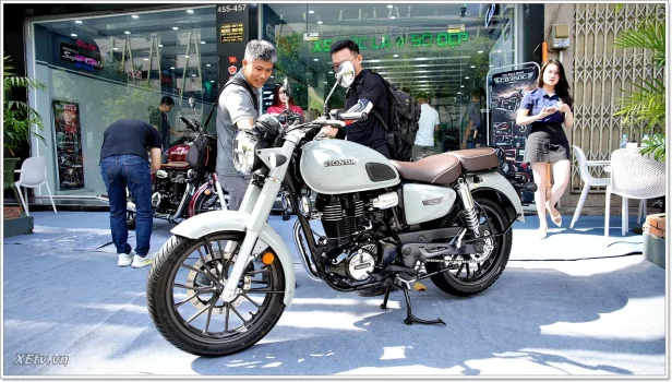 Honda CB350C Pro màu xám xi măng (19).webp