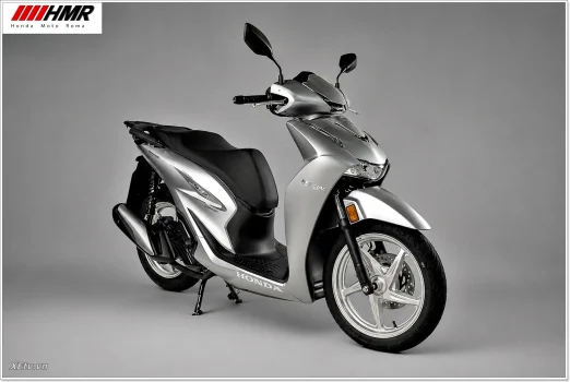Honda SH Italia Special Silver 150i - toát lên vẽ đẹp sang trọng - XEtv (9).webp