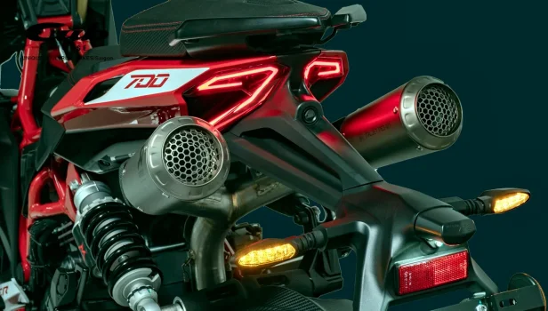 Italjet Dragster 700 Twin Premium Edition được đưa về – cơ hội sở hữu tại Cub House (6).webp