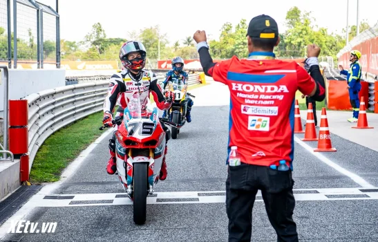Đội đua Honda Racing Việt Nam nhận tài trợ từ FPT - XEtv (4).webp