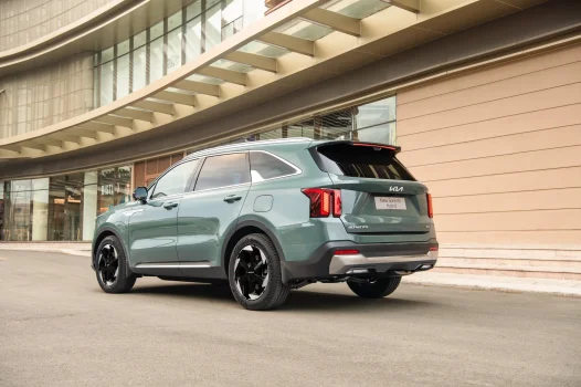 XEtv-Kia Sorento HEV 1 2.webp