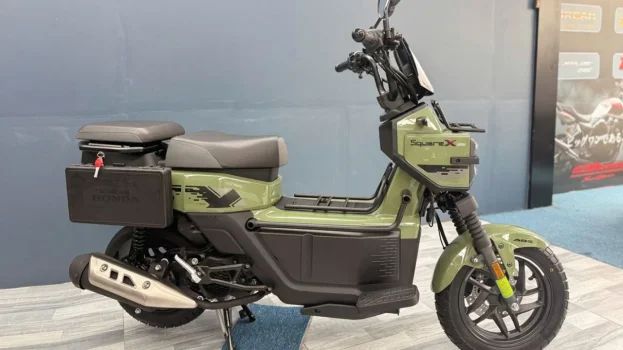 honda-square-x125-mau-xanh-trang-vang (4).webp