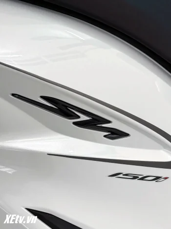 Honda SH150i 2026 Standard màu trắng - vẻ đẹp thanh lịch chuẩn Italia (28).webp
