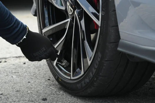XEtv_BridgeStone_Potenza_11.webp