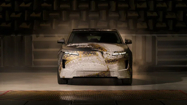 XEtv_RR_GT_FRONT-PROFILE.webp
