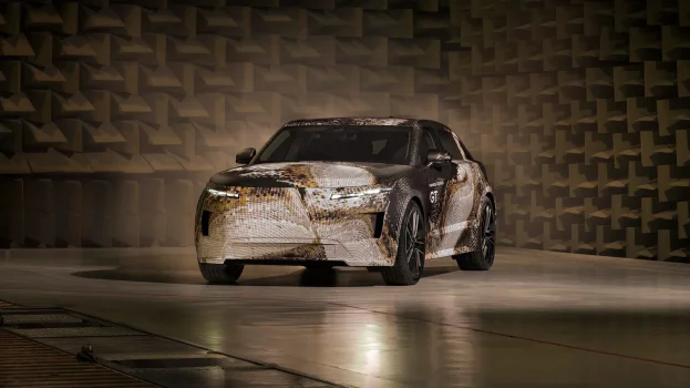 XEtv_RR_GT_FRONT-3-4.webp