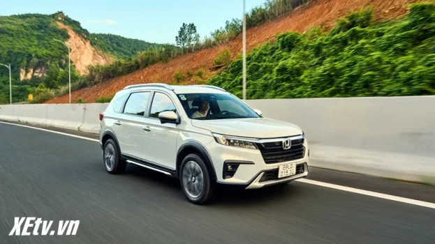 Ưu đãi cực hời – Vi vu muôn nơi cùng ô tô Honda trong tháng 82026 (1).webp